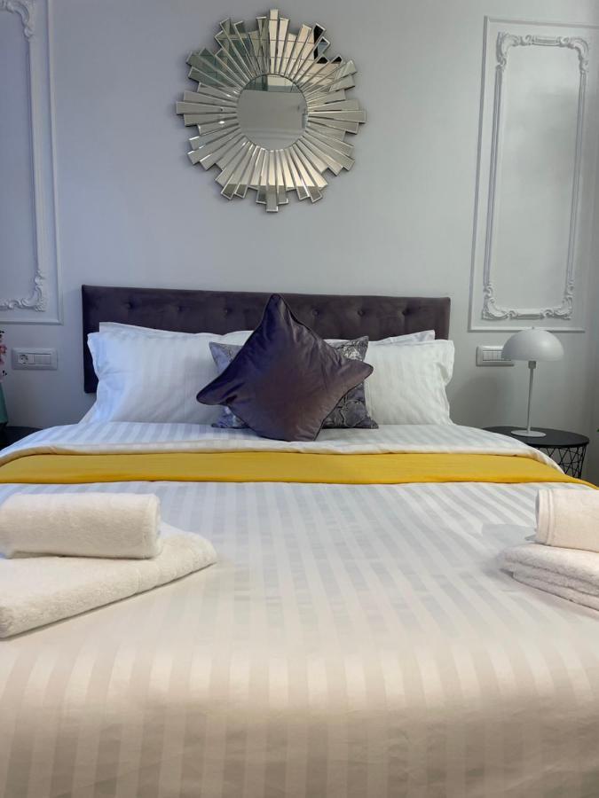 Luxury City Studios 쿠티에데아게스 외부 사진